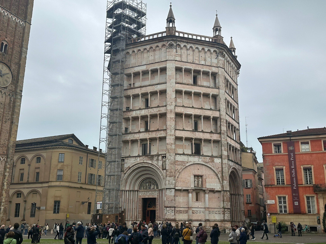 Battistero di Parma景点图片