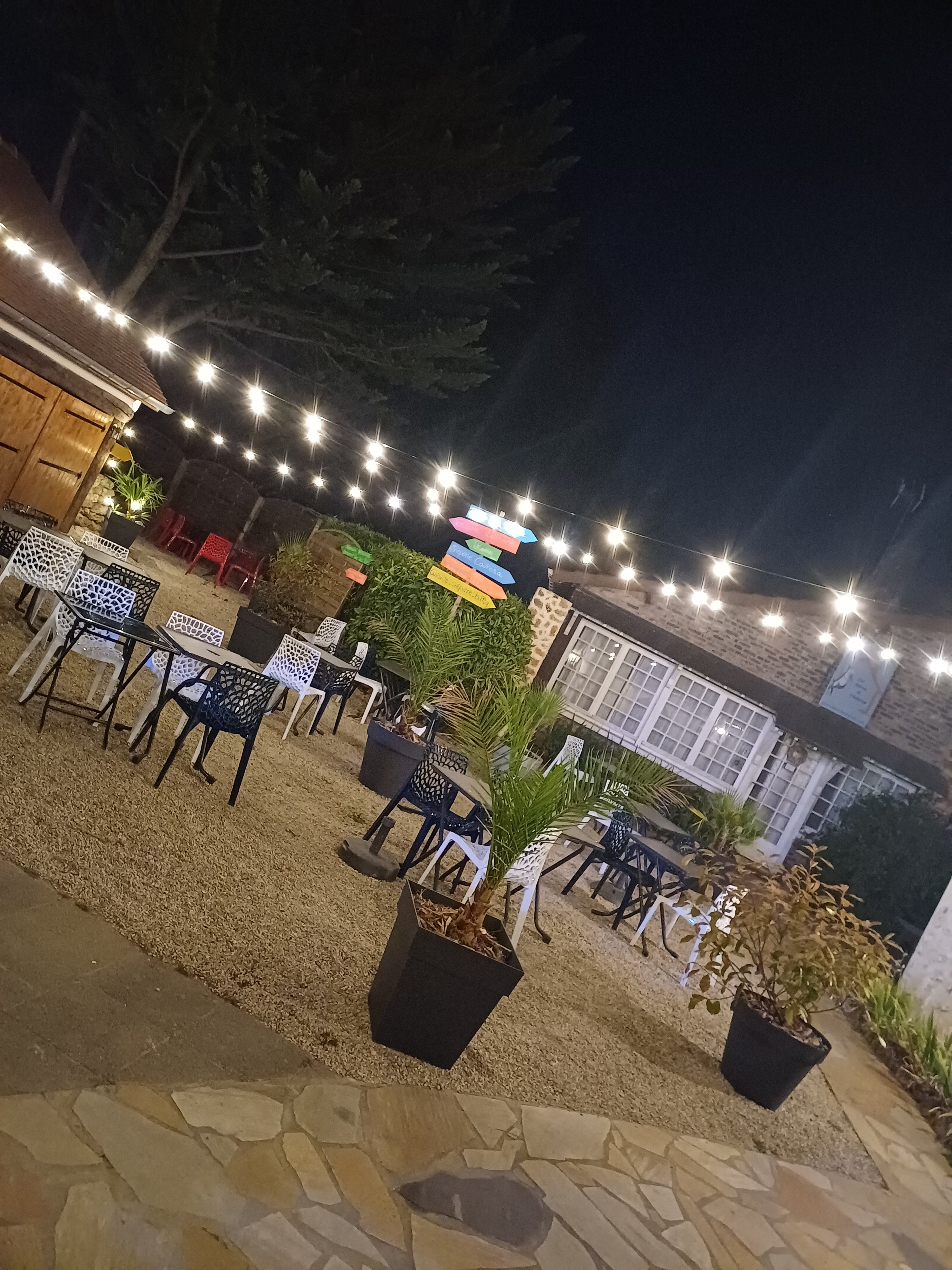Relais Saint-laurent Crêperie Cavrosa-官方