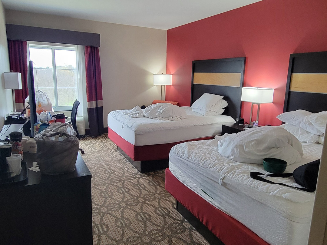 La Quinta Inn & Suites by Wyndham Starkville at MSU主图