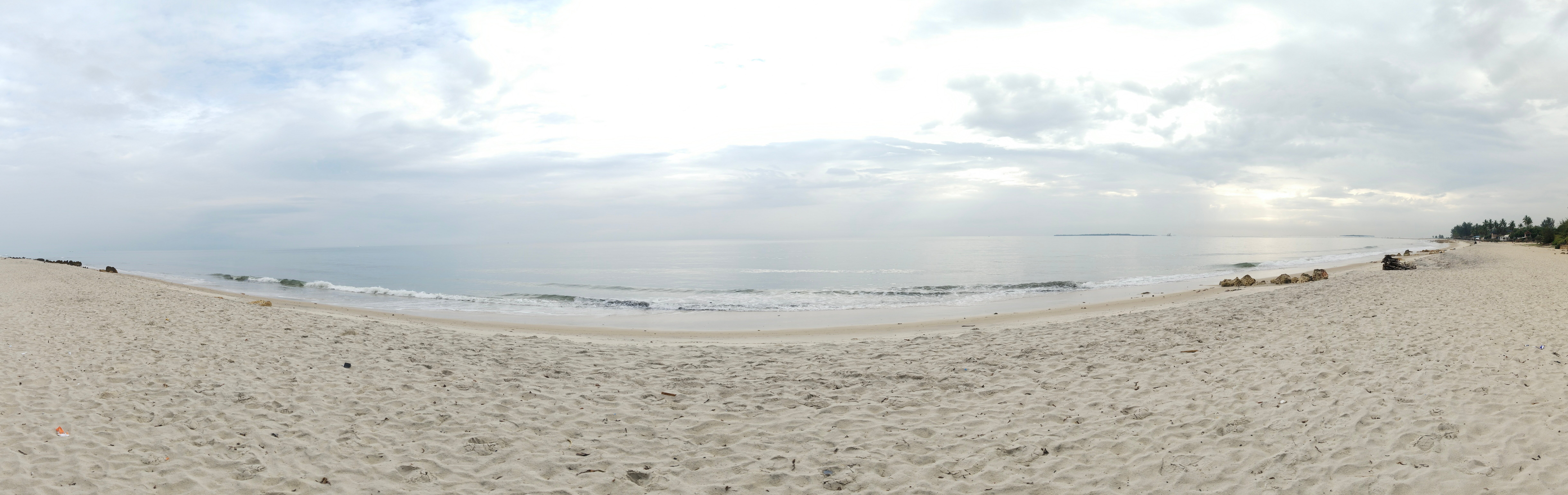 Ledger Plaza Bahari Beach Hotel-官方