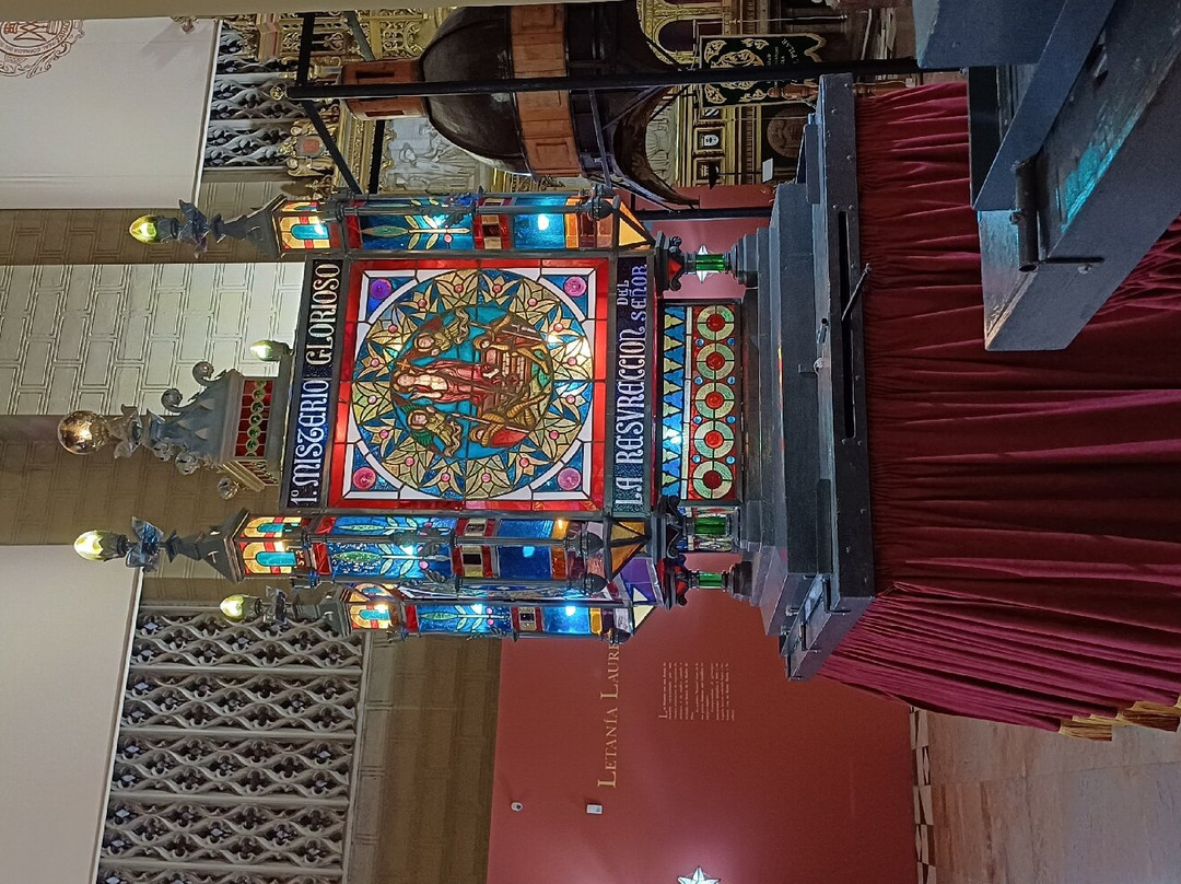 Museo de los Faroles y Rosario de Cristal-萨拉戈萨省必去景点