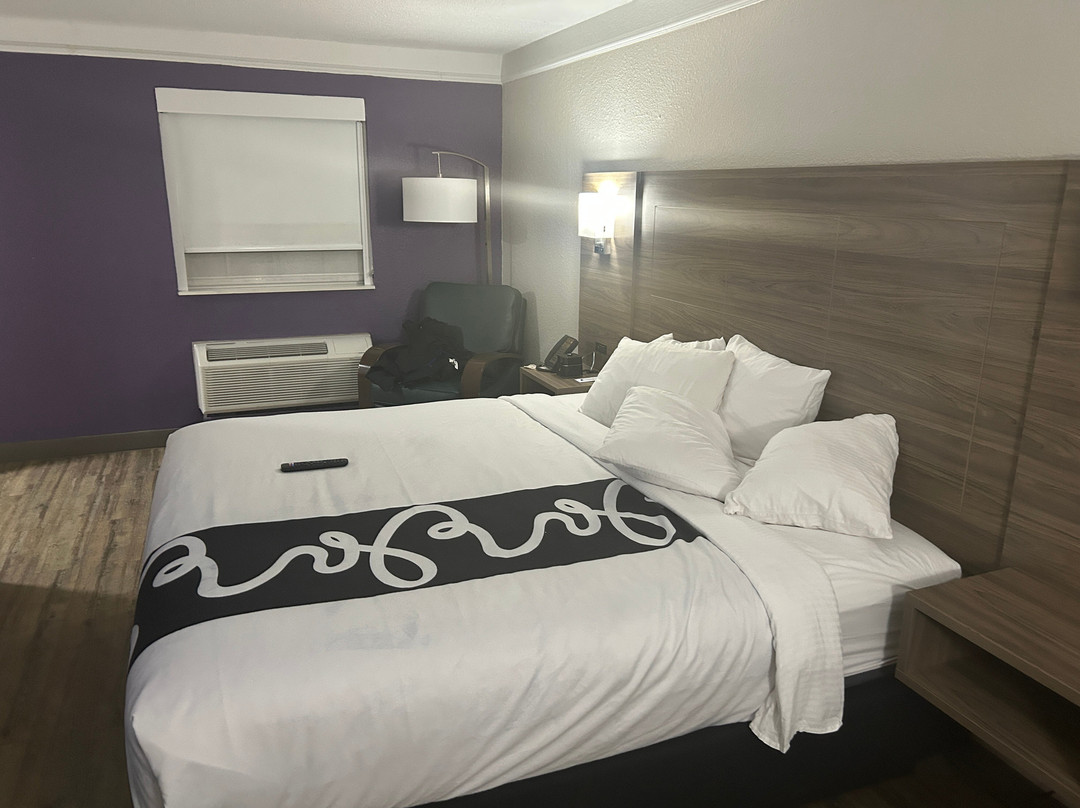 La Quinta Inn by Wyndham Kansas City Lenexa主图