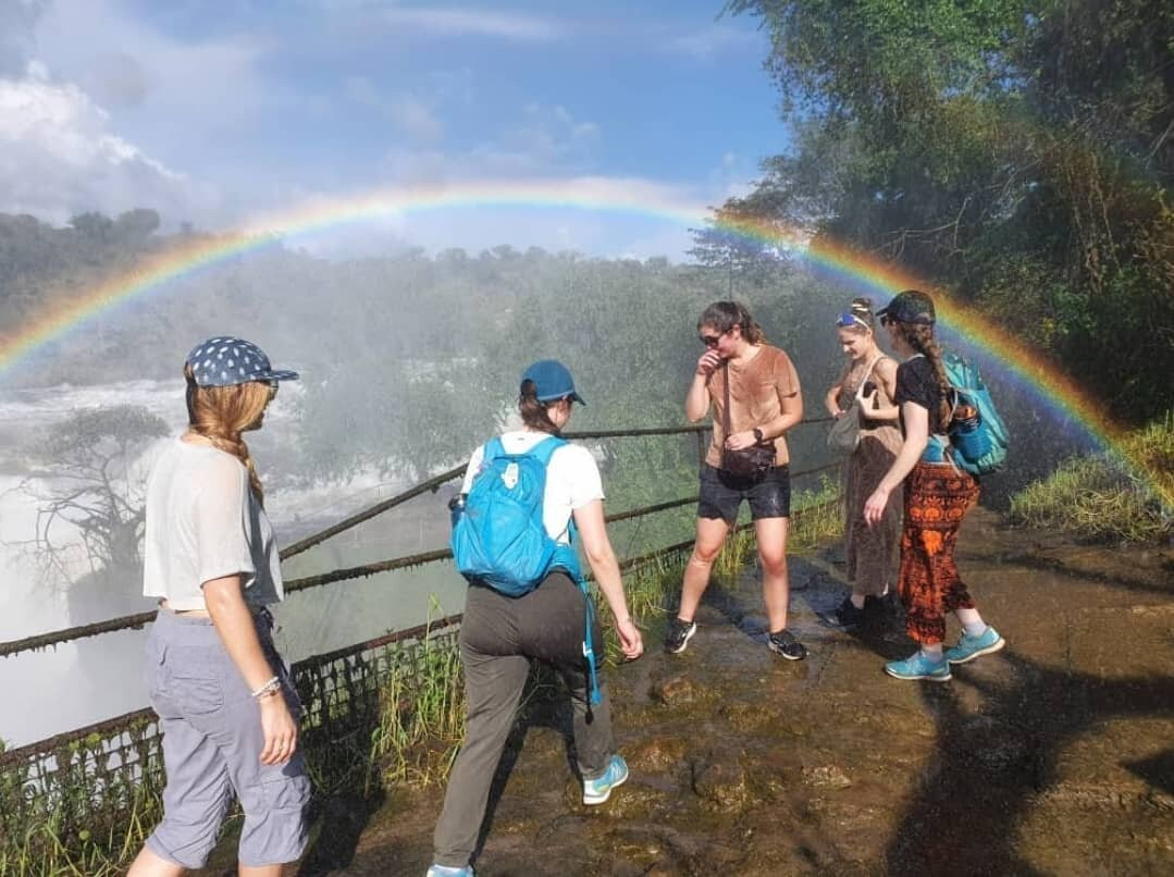 Beverly safaris africa-坎帕拉必去景点