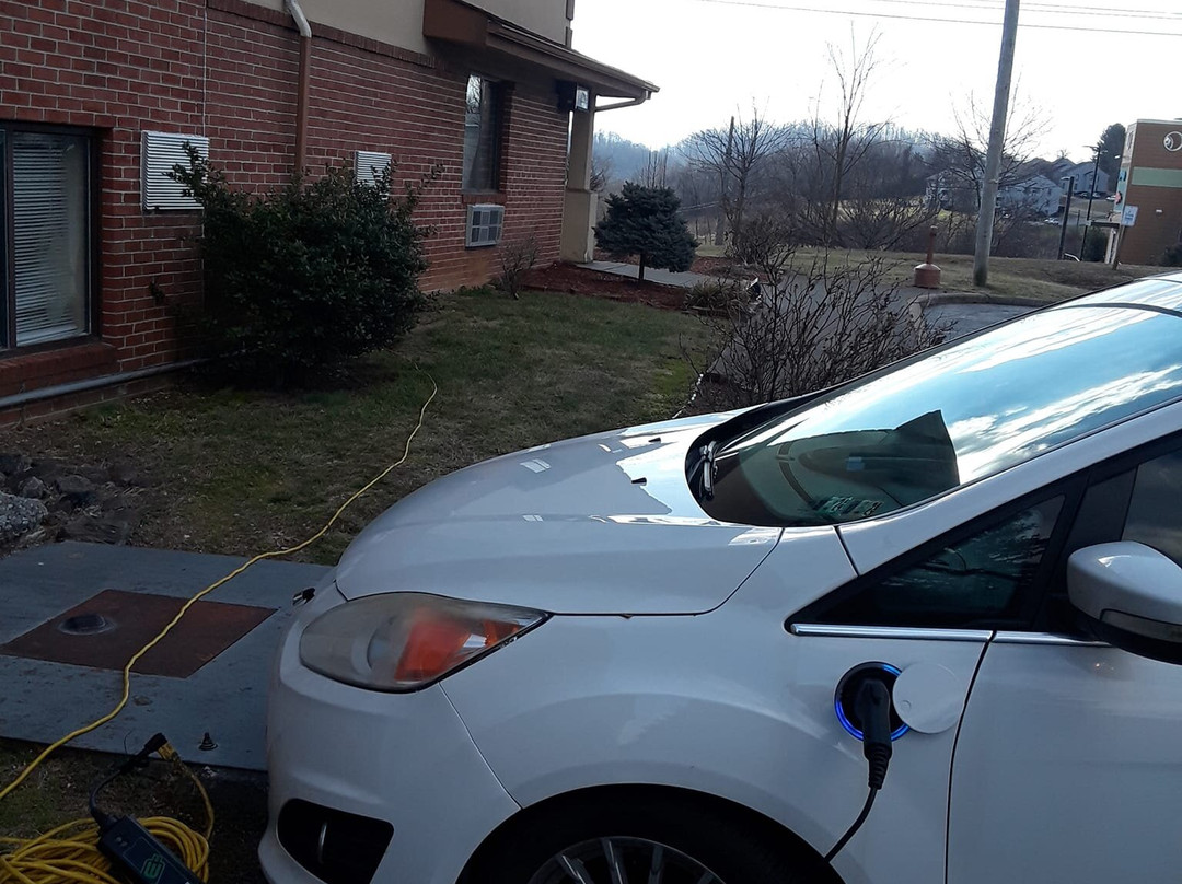 Super 8 by Wyndham Abingdon VA主图