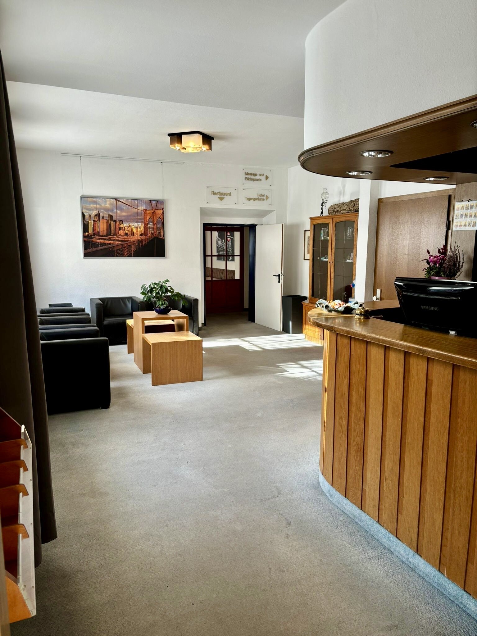 Adamidis Hotel-官方