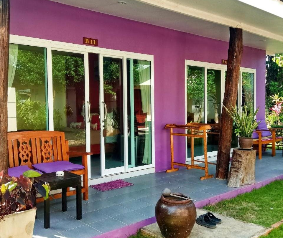 Suwantana Lanta Houses