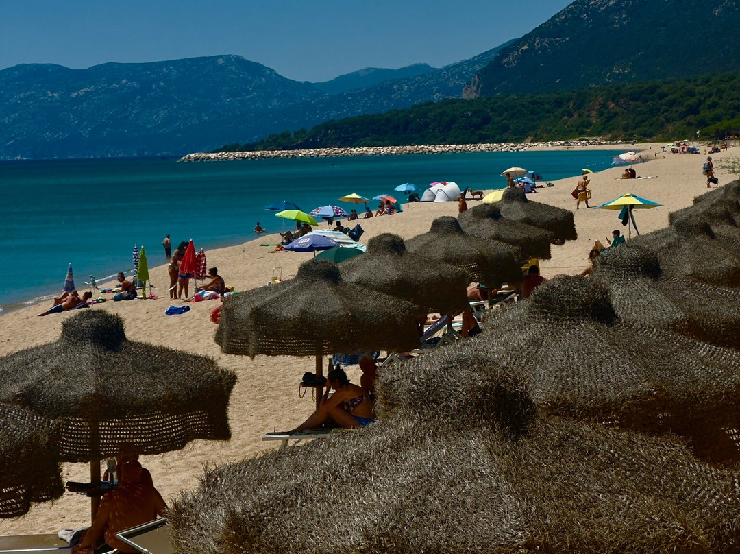 Spiaggia di Su Barone-奥罗塞必去景点