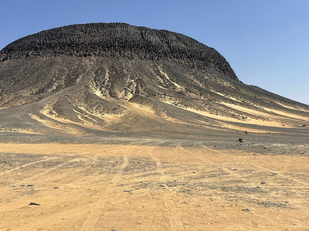 White Desert Safari景点图片