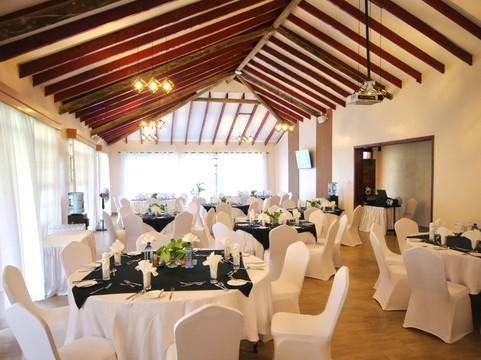 Maanzoni Lodge主图