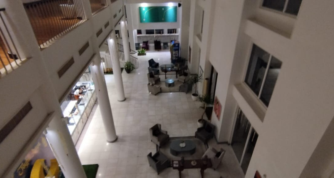 Lv8度假酒店主图