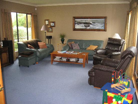 A Country Affair主图