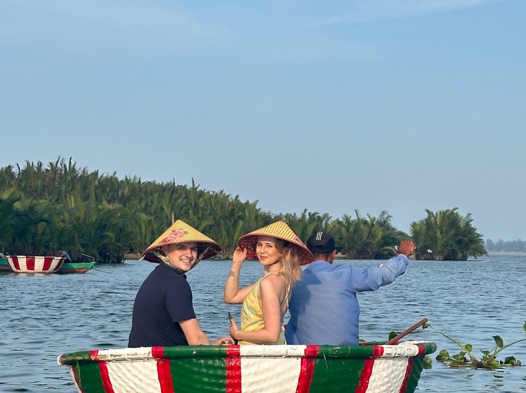 Onion Phi Tours Hoi An景点图片