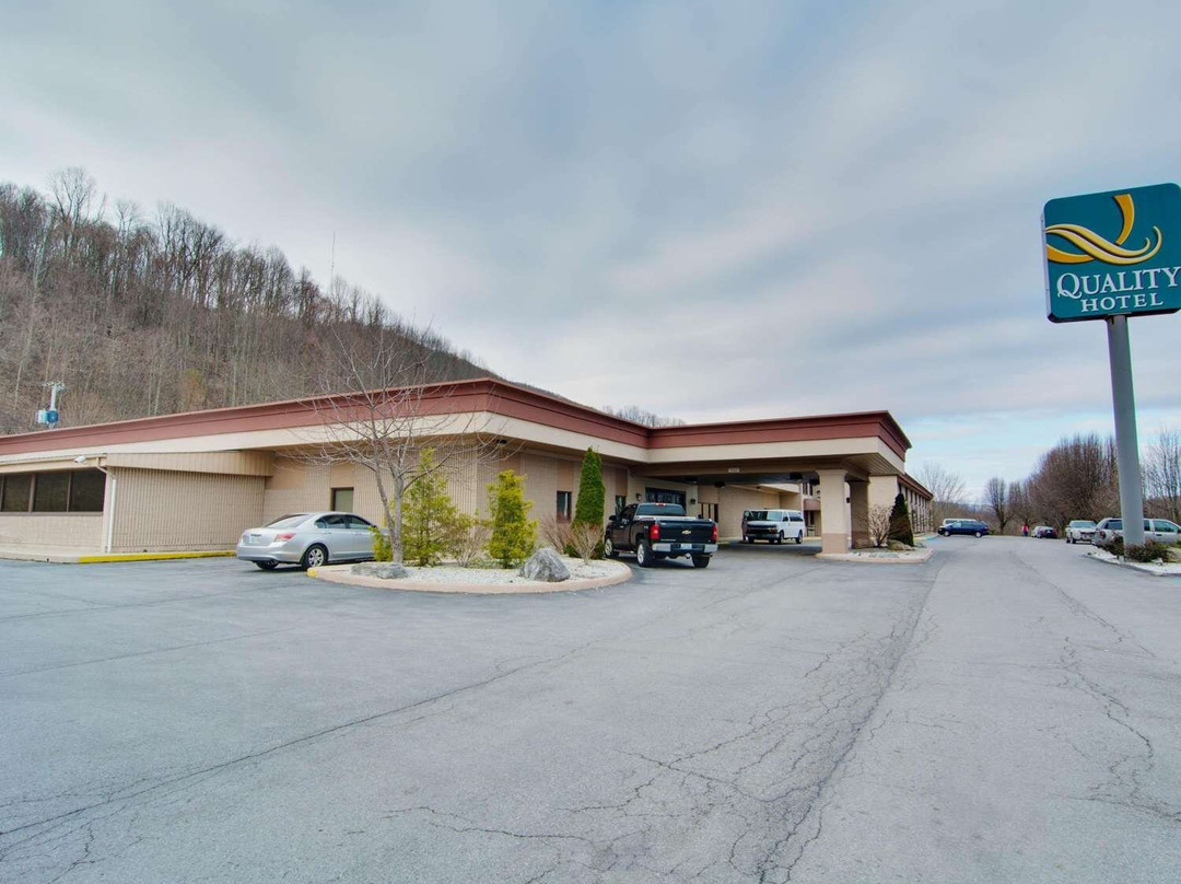 Quality Hotel and Conference Center
