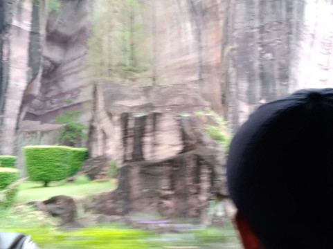 莲花山古采石场-广州市必去景点