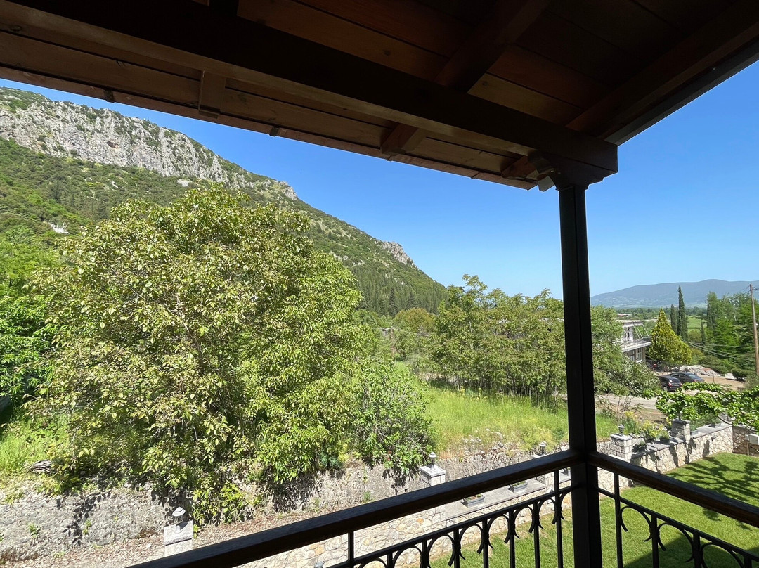 Kastro Lilaias主图