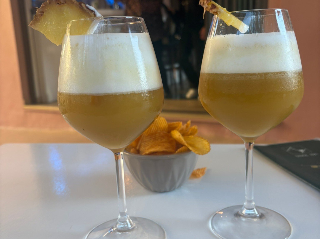 Time Out Bar-Messonghi必去景点