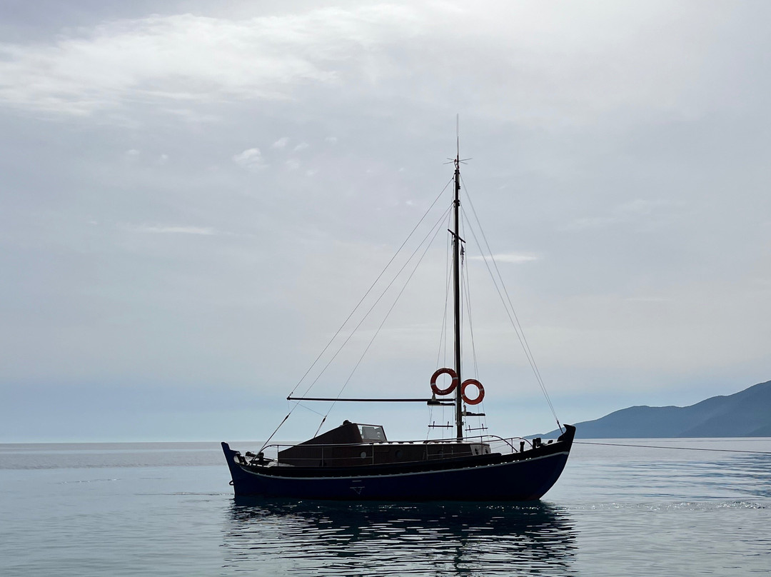 Serenity at Sea: A Tranquil Day Cruise