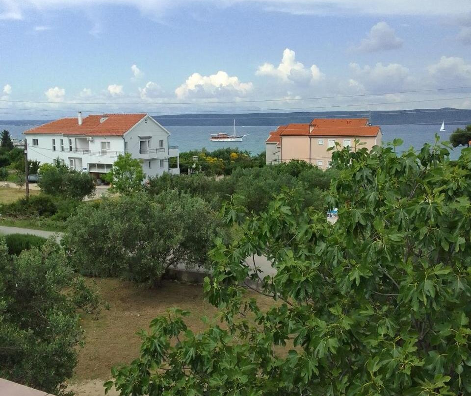 Olives & Figs Retreat by the Sea - Zen Apartments 100 m from the Beach