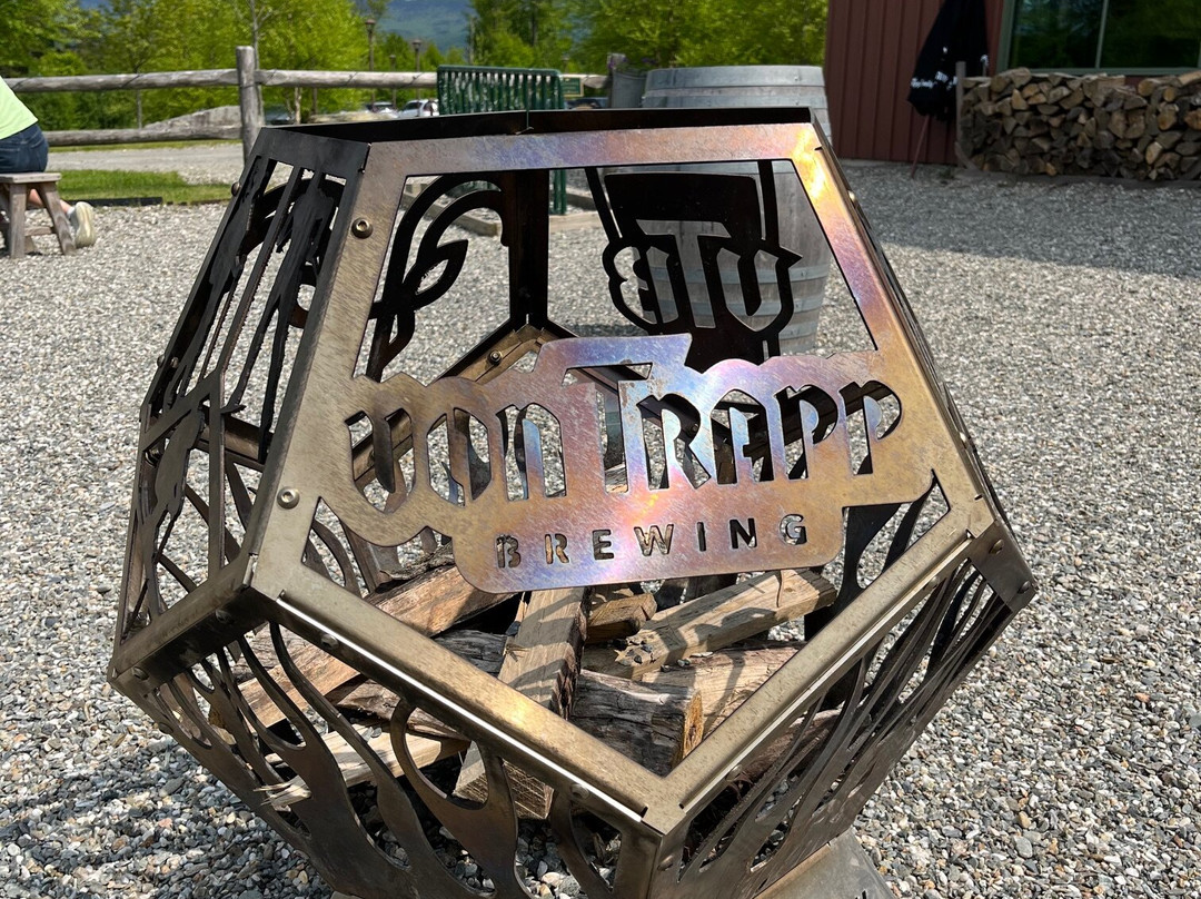 von Trapp Brewing-斯托必去景点