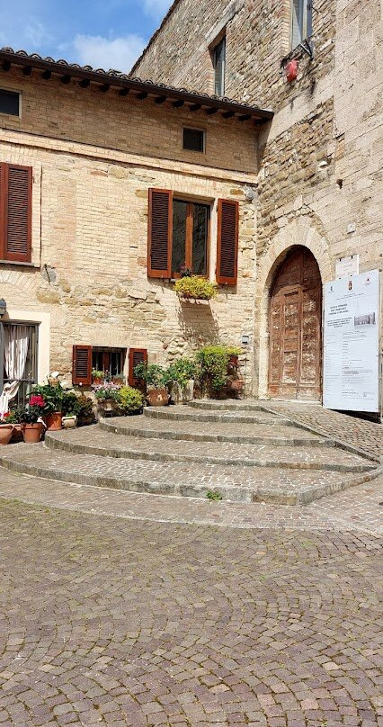 Piazza Silvestri-Bevagna必去景点