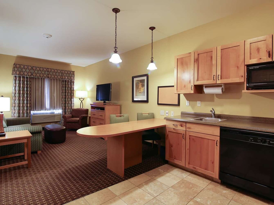 Hawthorn by Wyndham Minot