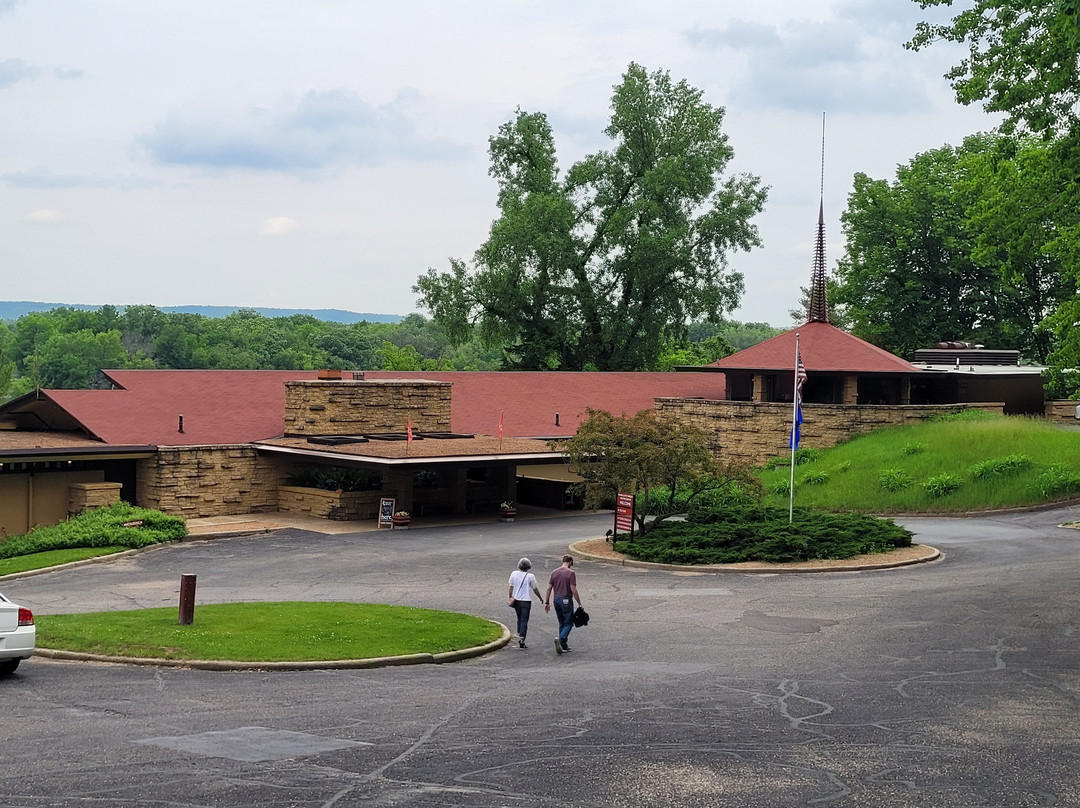 Frank Lloyd Wright Visitor Center-Spring Green必去景点