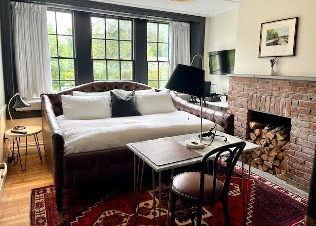 Hasbrouck House主图