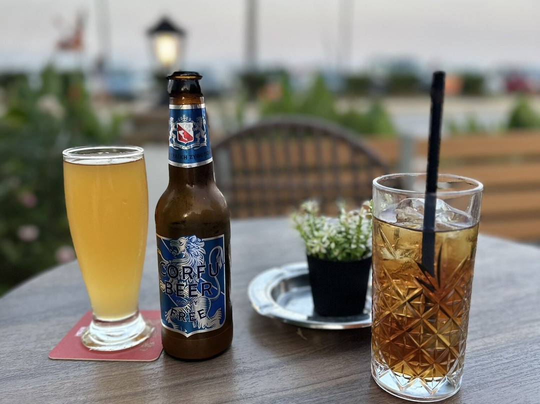 Skevoulis Studios主图