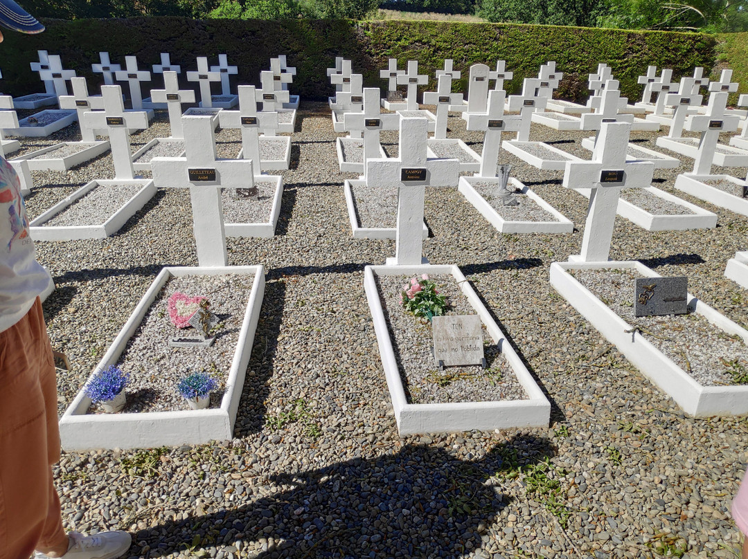 Monument du Maquis De Meilhan-Villefranche必去景点