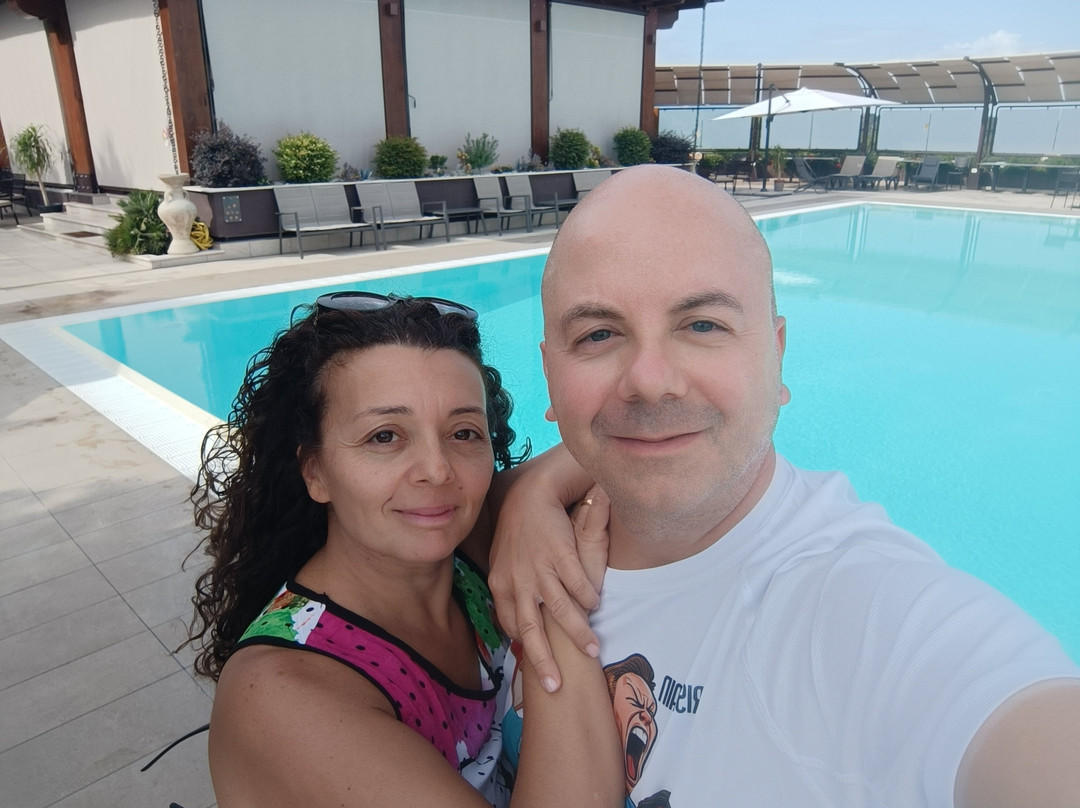 LUAL Bleisure Hotel