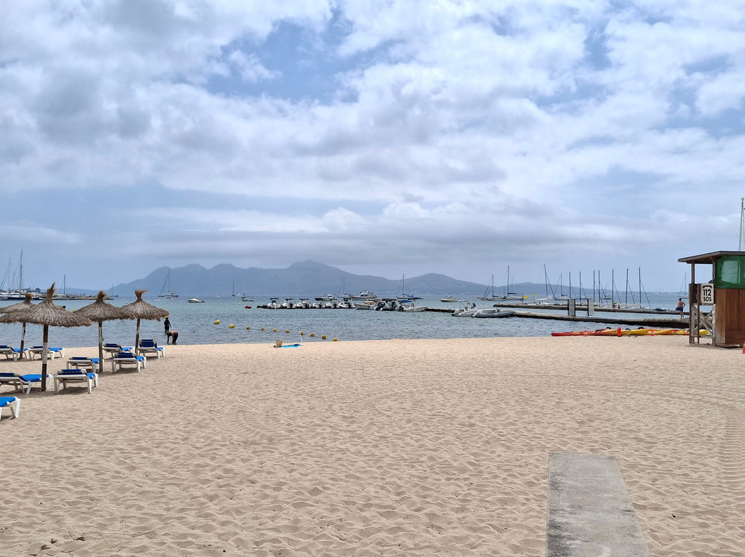 Playa del Puerto de Pollensa-波连萨必去景点
