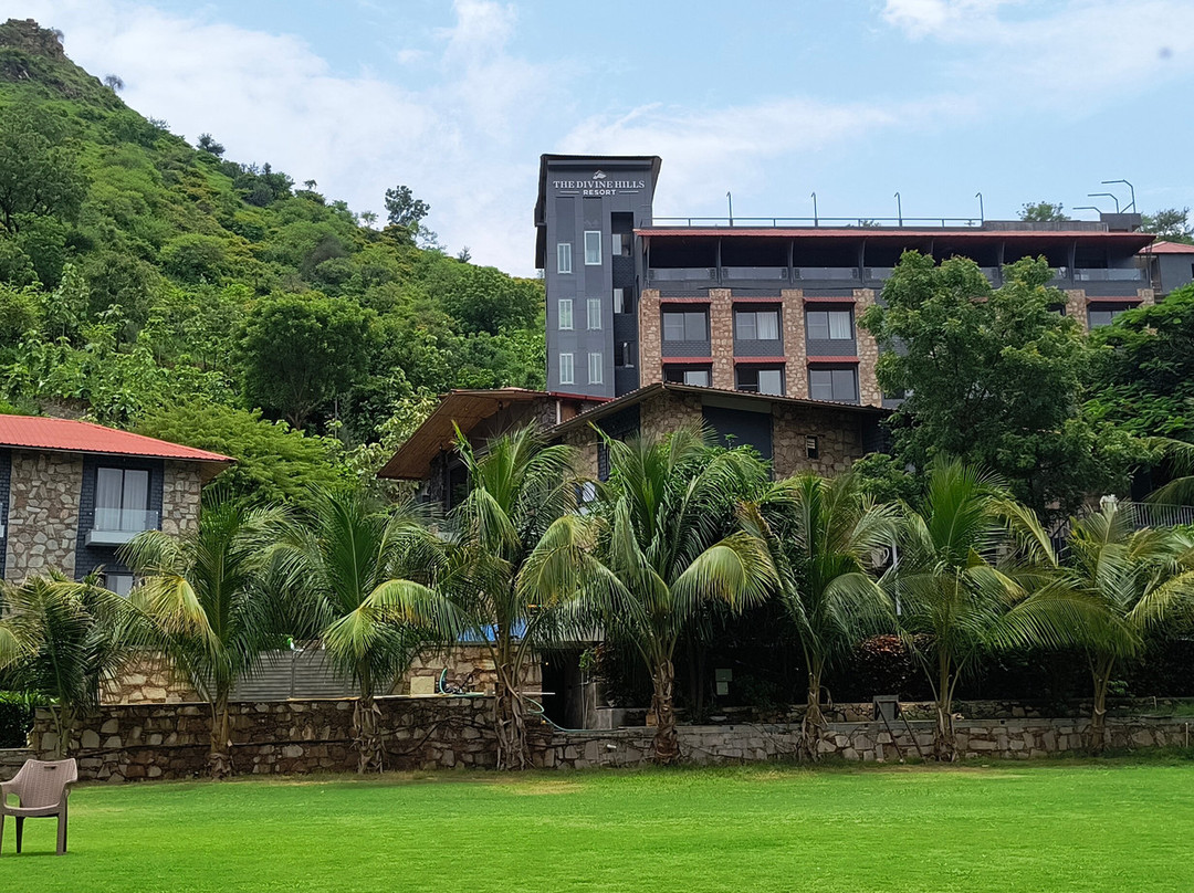 The Divine Hills Resort主图