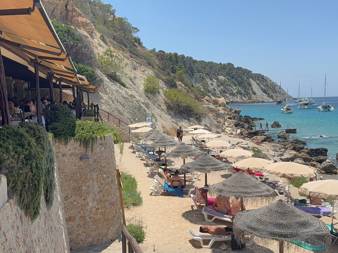 Platja de Cala d'Hort-桑特霍塞普德萨塔莱阿必去景点