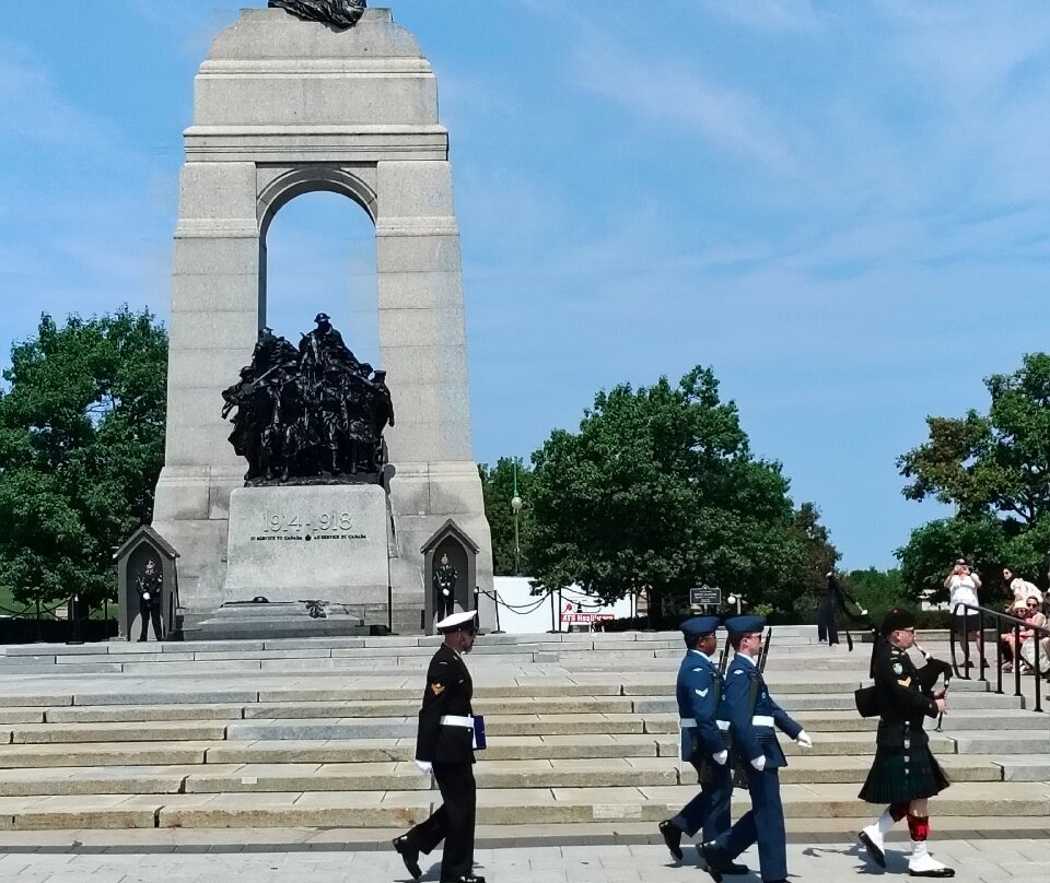 National War Memorial-渥太华必去景点