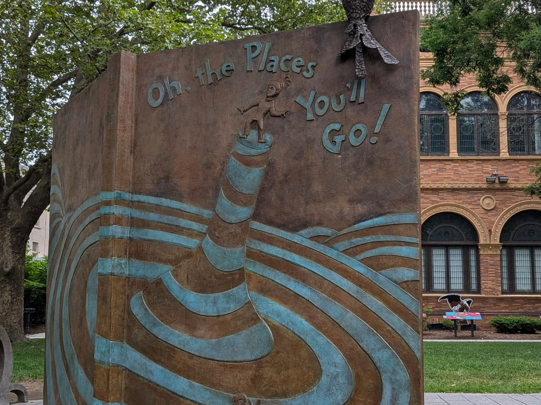 Dr. Seuss National Memorial Sculpture Garden-斯普林菲尔德必去景点