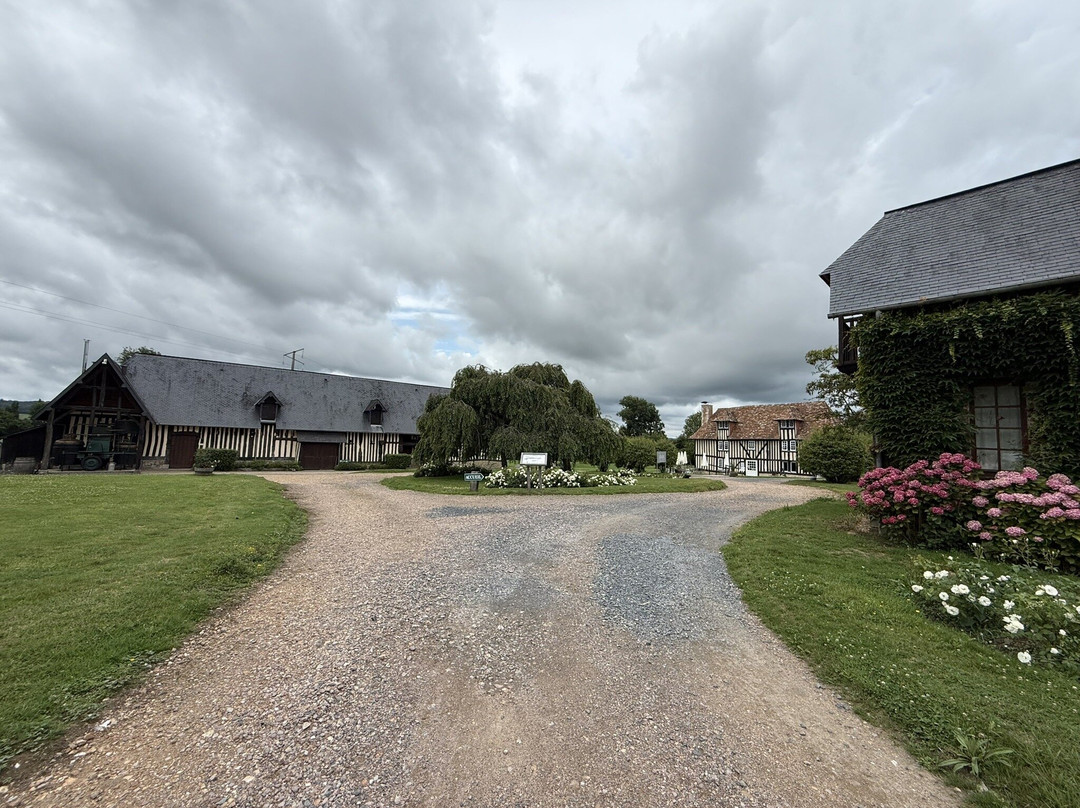 Le Pré-verger主图