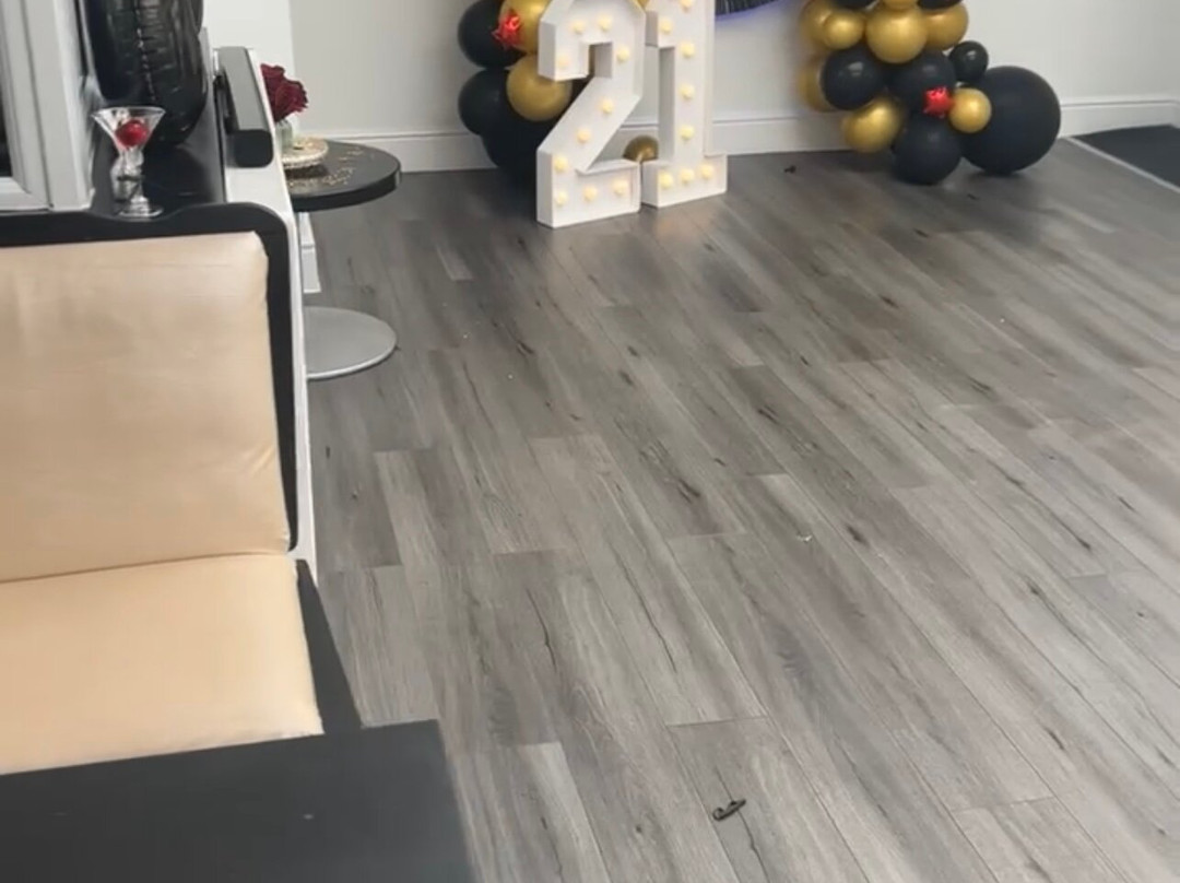 查恩伍德旅馆主图