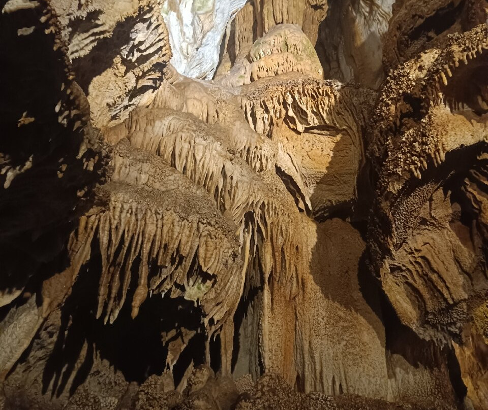 Gouffre de la Fage-Noailles必去景点