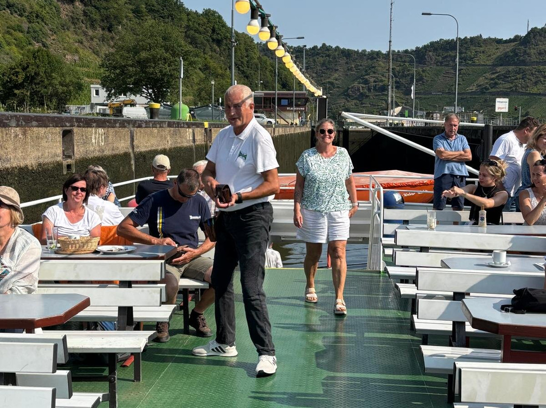 Personen-Schifffahrt Gebr. Kolb-Briedern必去景点