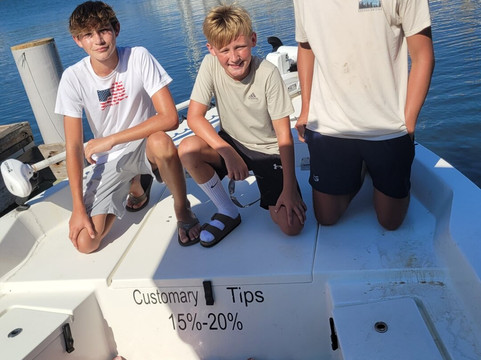 PENSACOLA FISHING CO.-纳瓦拉必去景点