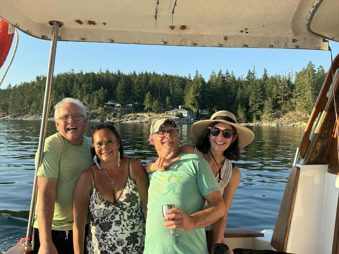 Pristine Charters-Lund必去景点