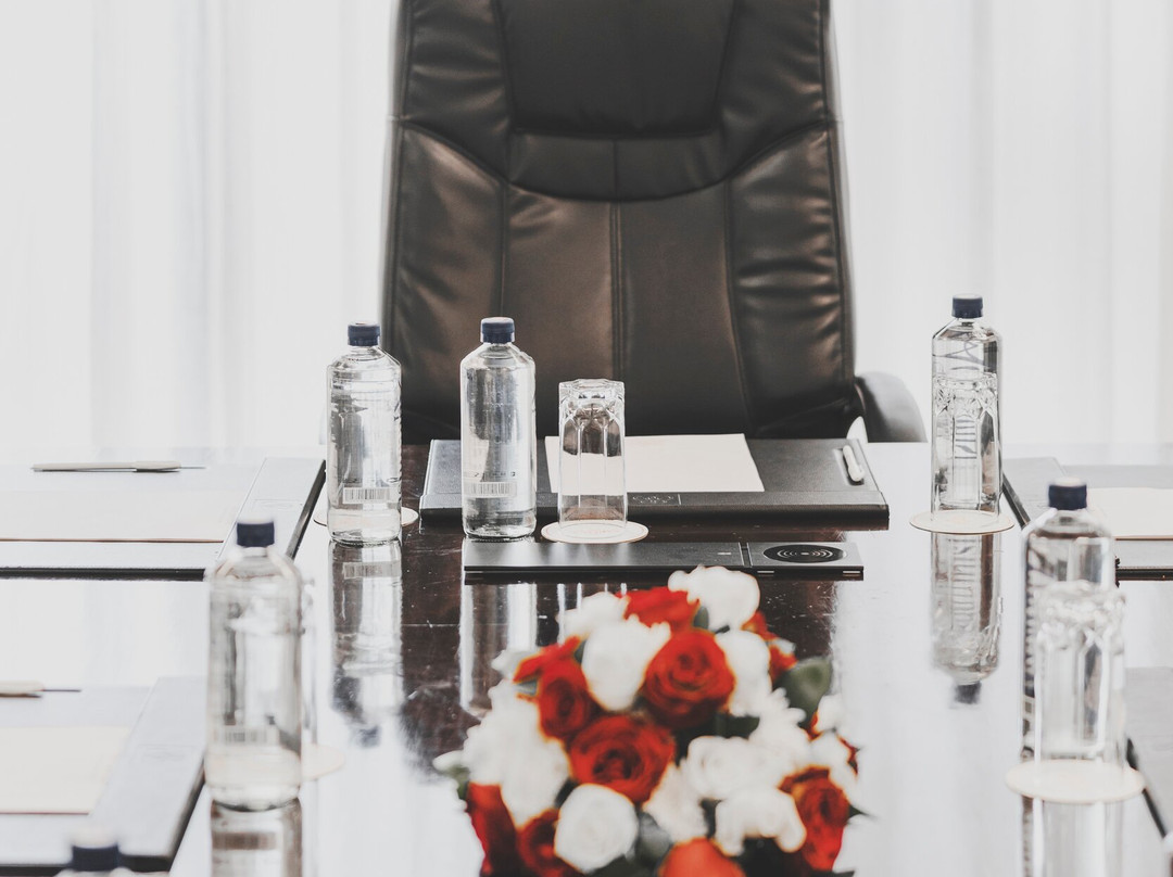 萨洛瓦帕纳弗里克酒店主图