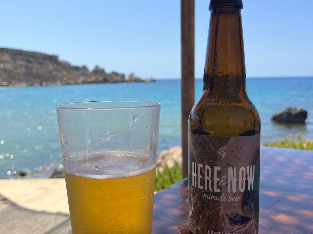 Ghajn Tuffieha Bay-梅雷赫必去景点