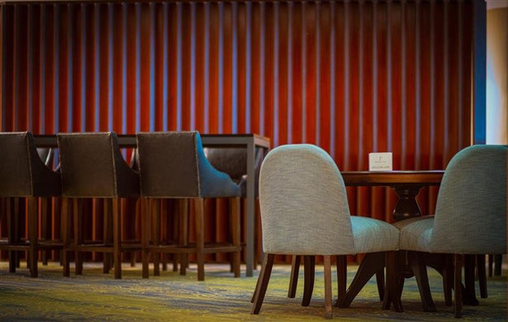 Makuwa Airport Lounge-维多利亚瀑布必去景点