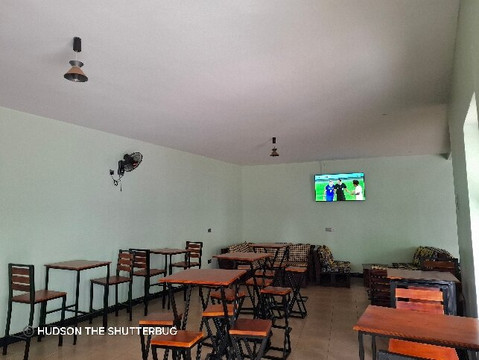 Luxvora Infinity Bar And Lounge