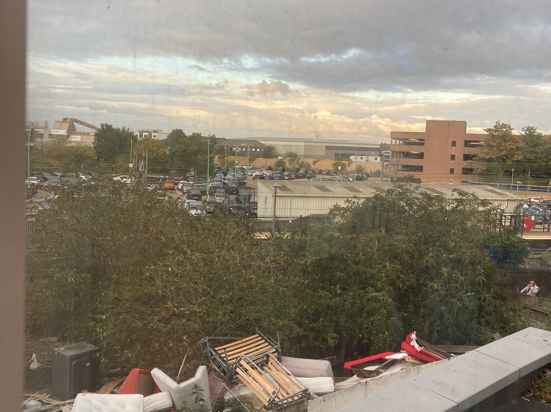 快捷假日伦敦-沃特福德岔口酒店主图