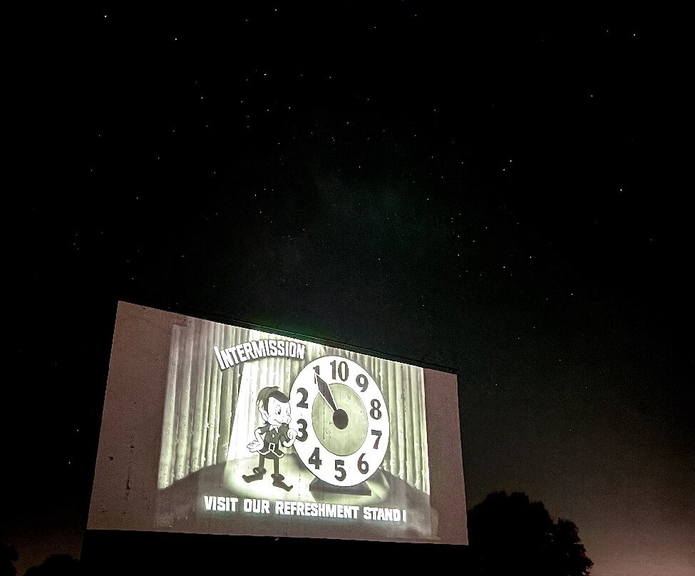 Route 34 Drive-in-Earlville必去景点