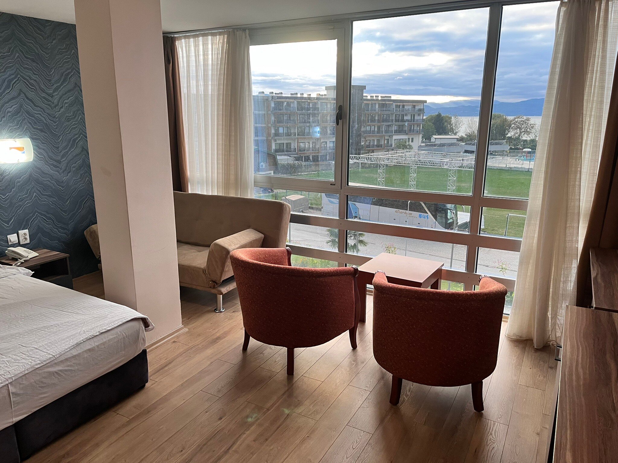 Aqualina Hotel-官方