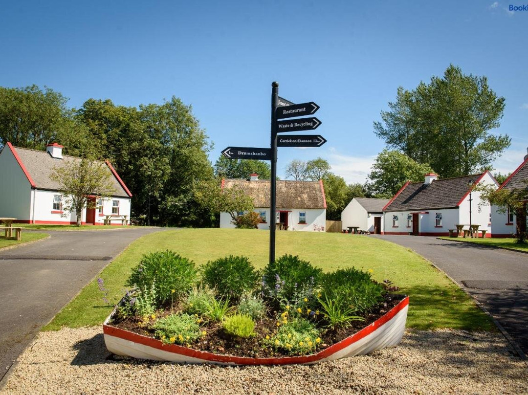 Mcguire's Red Door Cottages