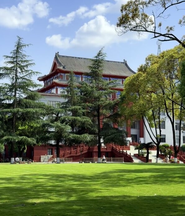 四川大学-成都必去景点